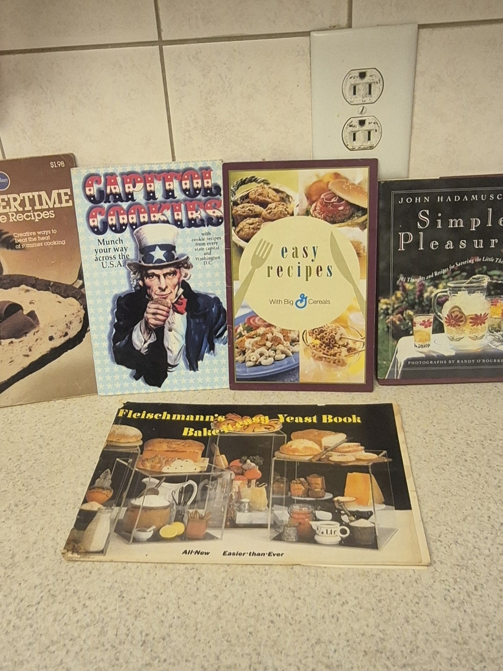 Vintage Cookbook Collection - Assorted Colors